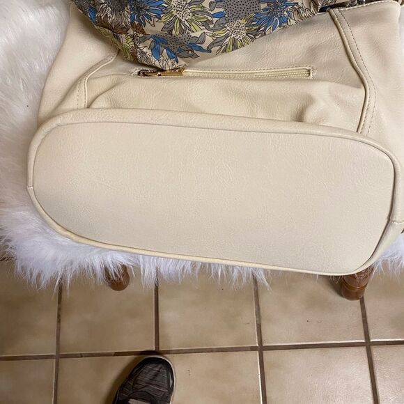 Large Cream Colored Purse Bag Satchel also Crossbody - Picture 3 of 10